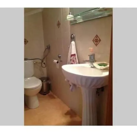 מלון Beautiful Maisonete In Lagonisi 3*